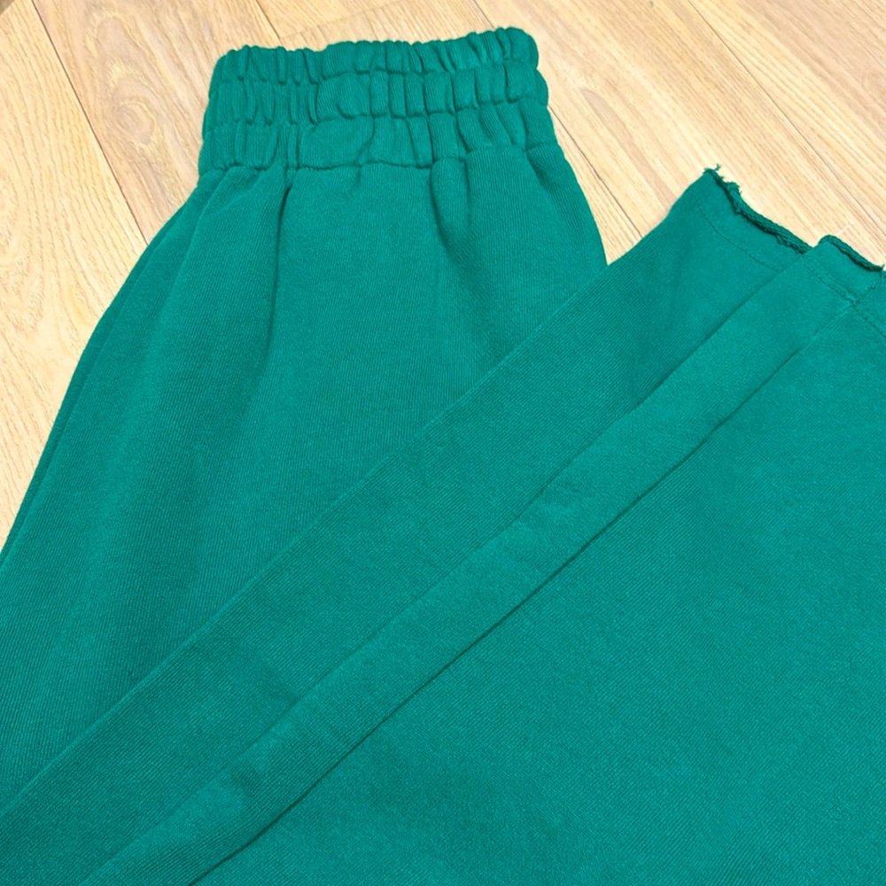 NWT The Westside Emerald Green Wide leg sweatpants